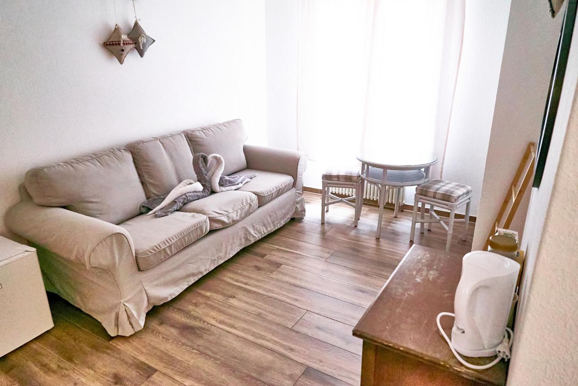 Family Room By Interlaken Parking Därligen Exteriér fotografie